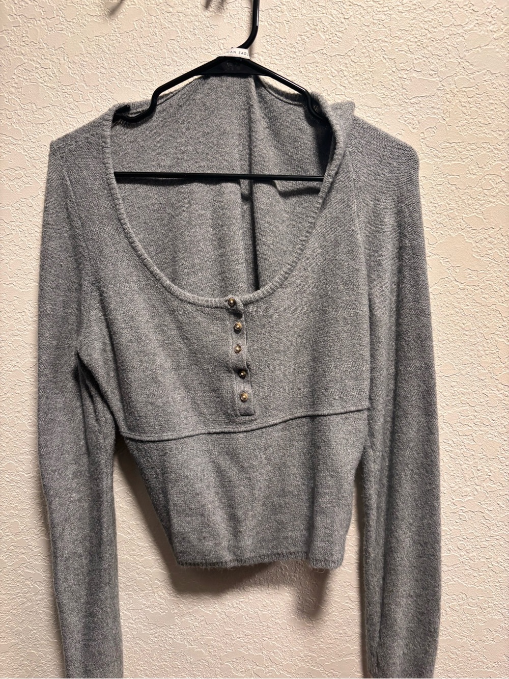 American Eagle Outfitters Light Gray Scoop-Neck Henley Crop Sweater
